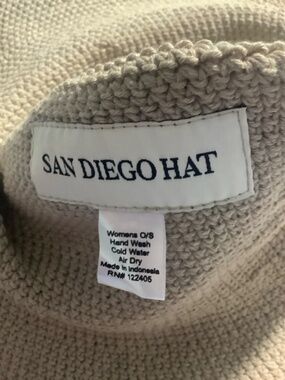 4 San Diego Hat Company's Women's Crochet hat NWT (4 available )  $46 retail